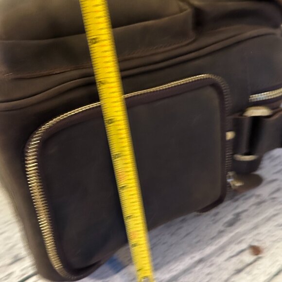 EUC -  House of Flynn Full size Dark Brown Leather Evermore Camera Bag - Picture 11 of 16